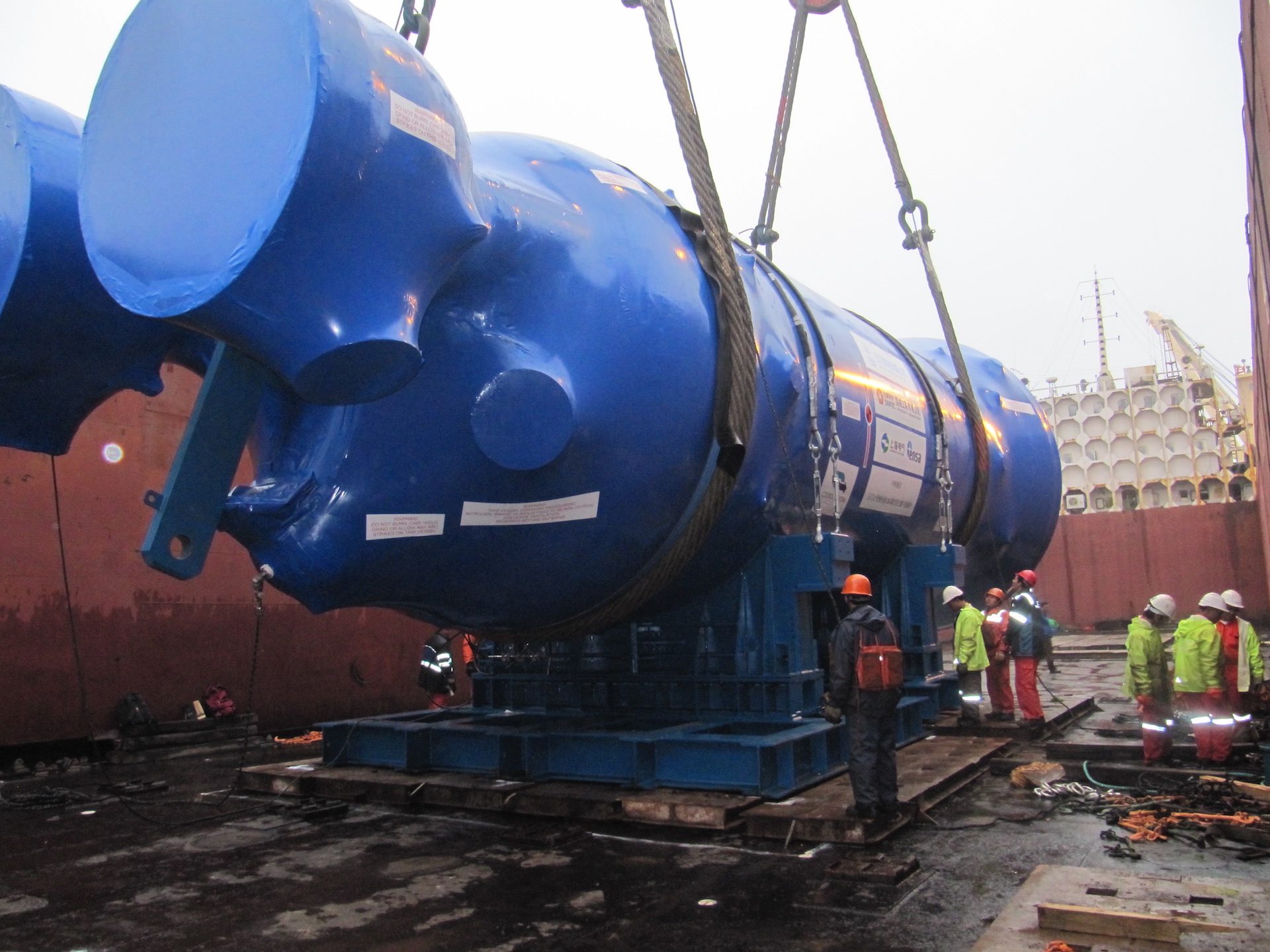 Import Delivery VIA Barge & SPMT